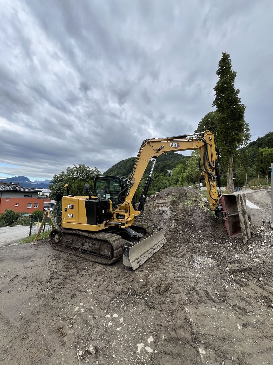 Aushub und Tiefbau mit Erdbau Johannes Grundbichler